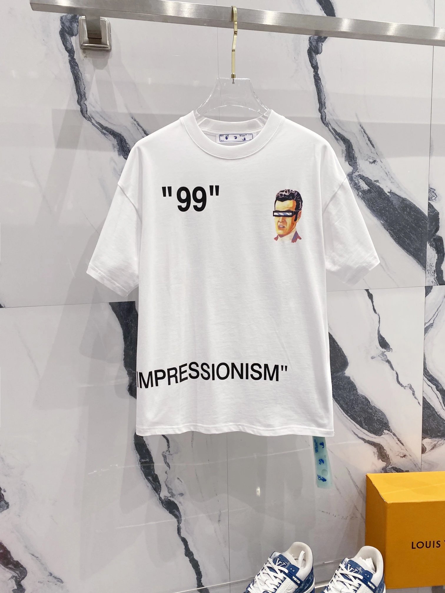  Off-White T-Shirts
