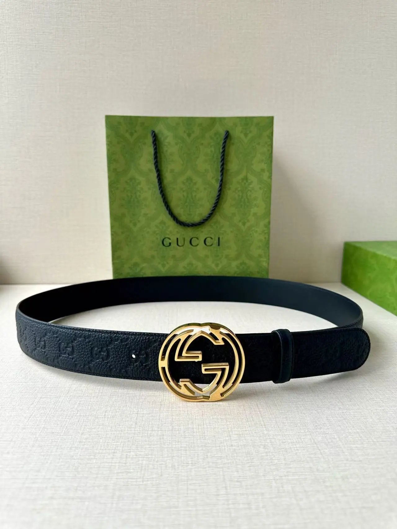  Louis Vuitton Gucci...Belt