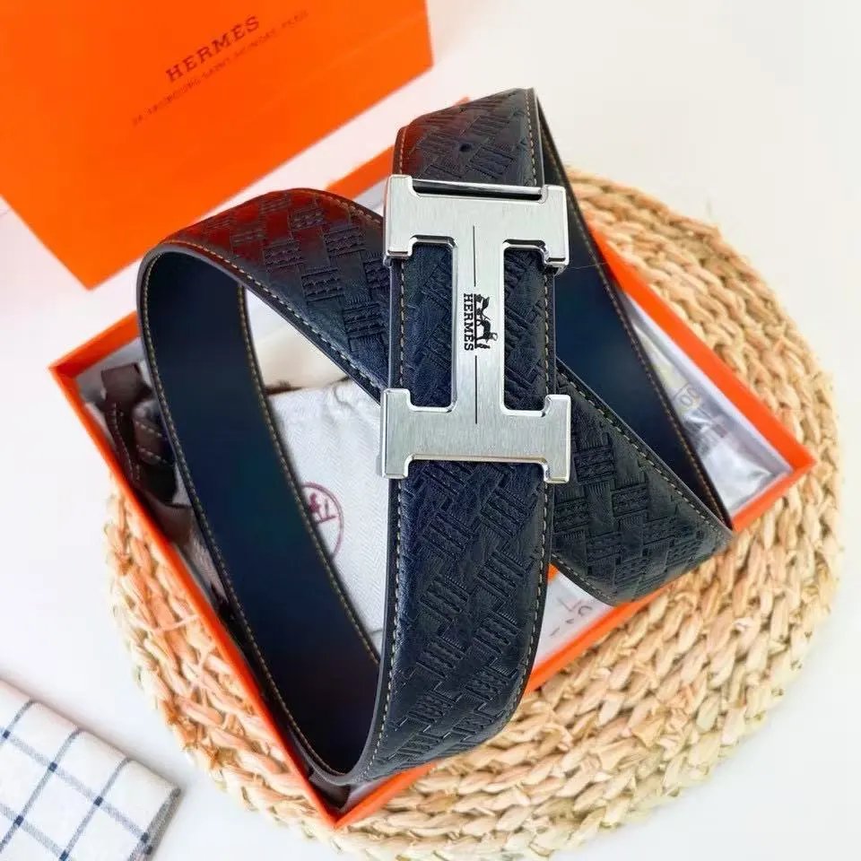  Louis Vuitton Gucci...Belt
