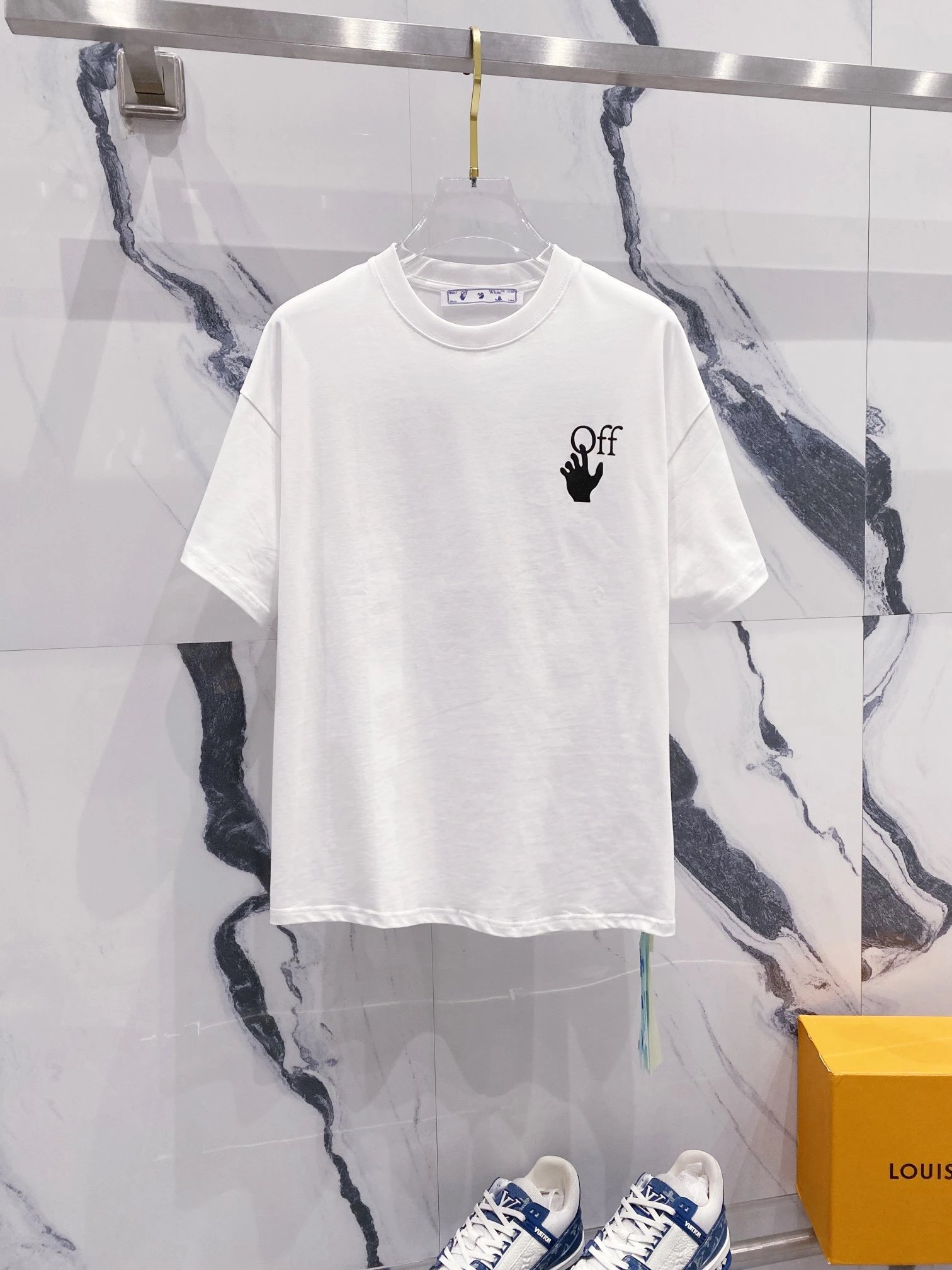  Off-White T-Shirts