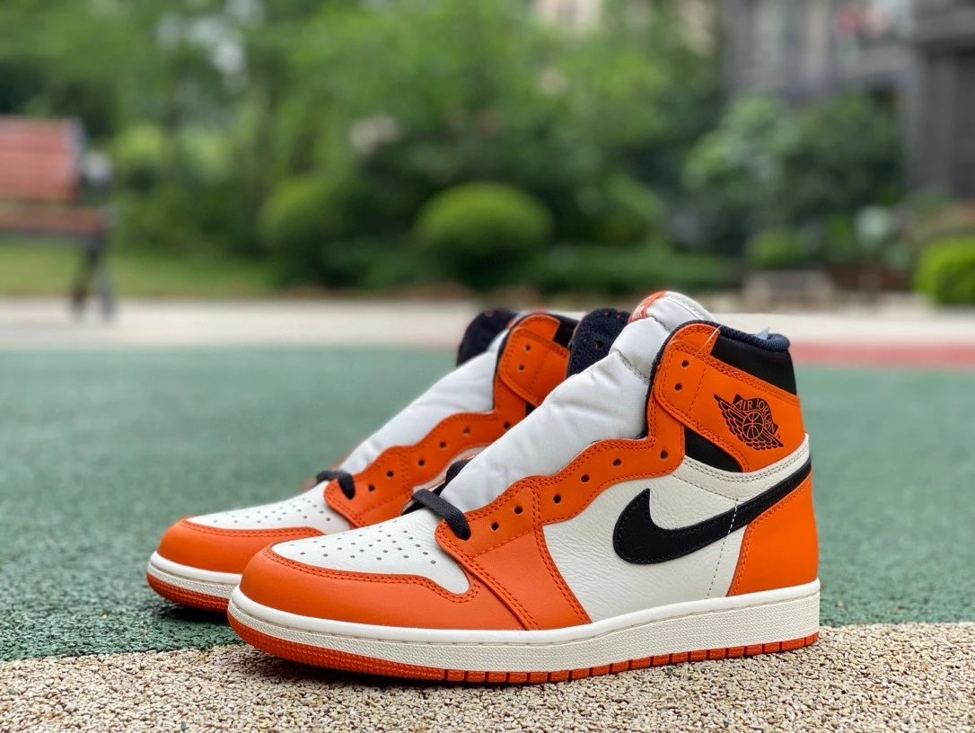 Jordan 1 Retro