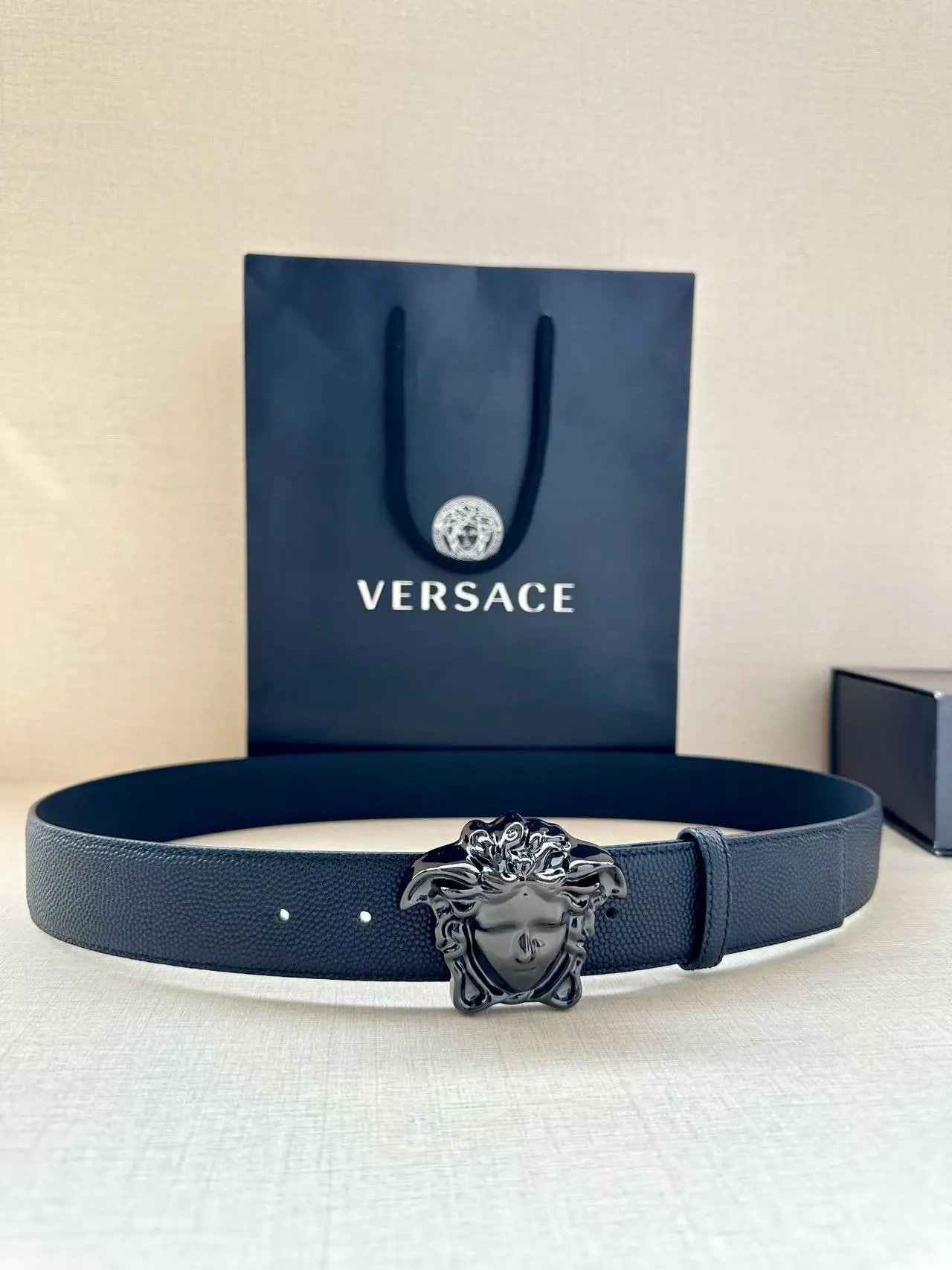  Louis Vuitton Gucci...Belt
