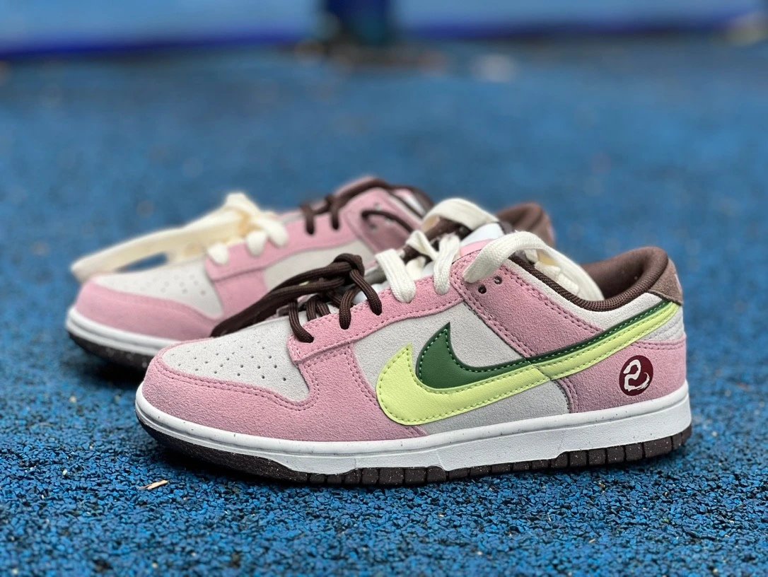 Nike Dunk Low Retro