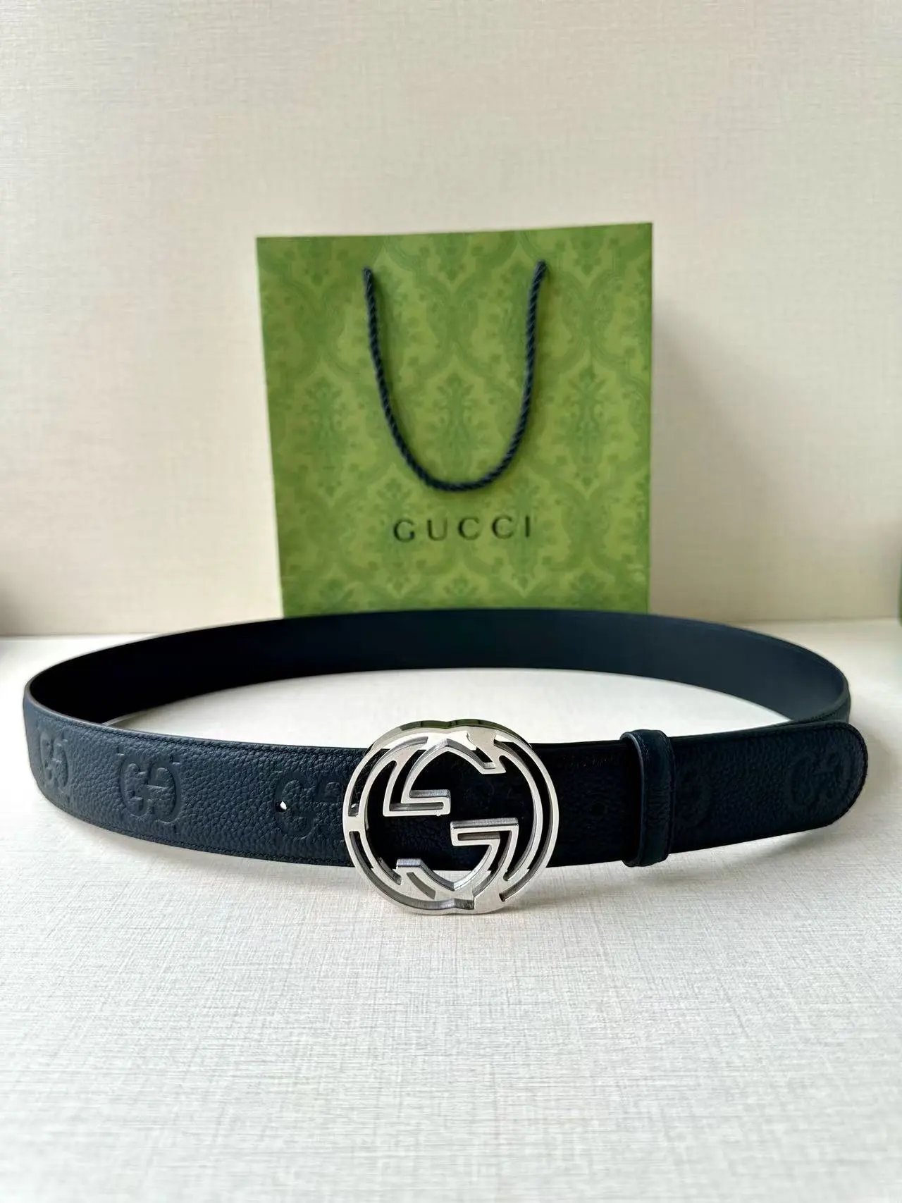  Louis Vuitton Gucci...Belt