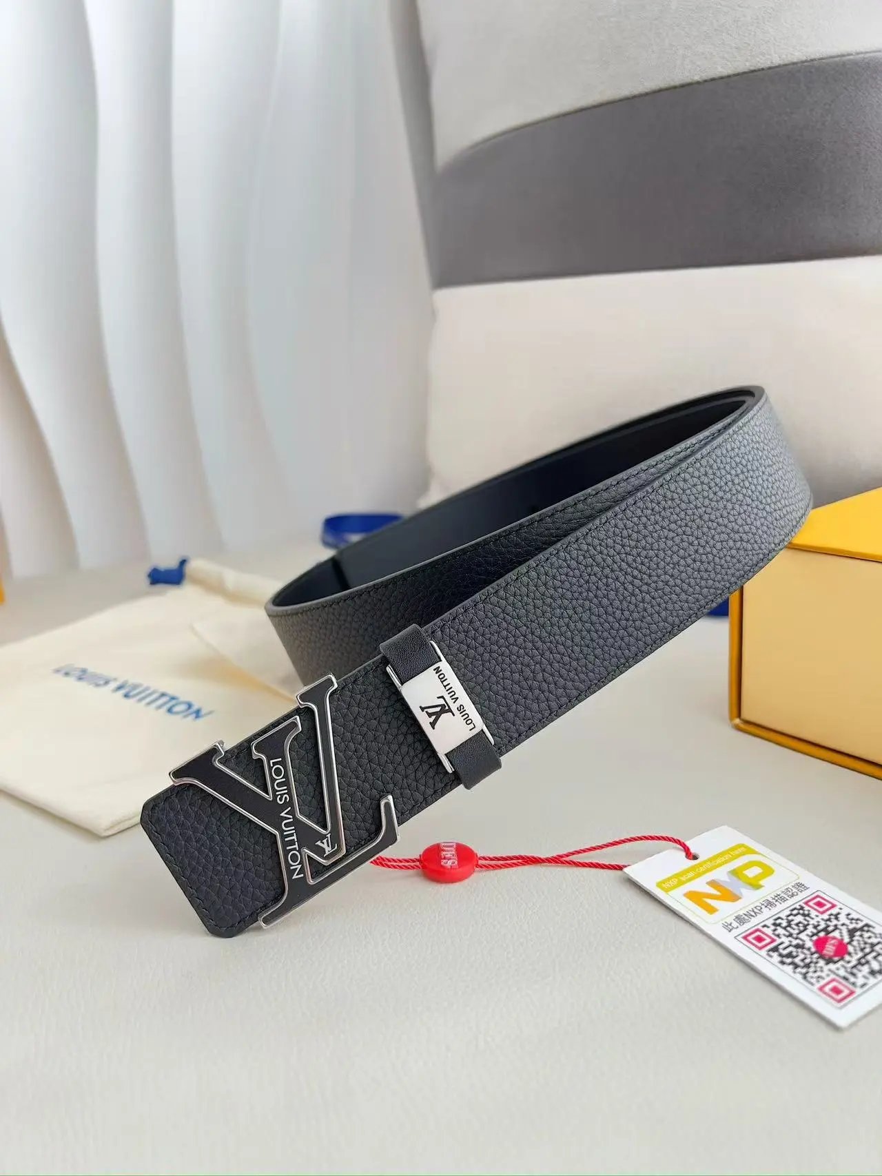  Louis Vuitton Gucci...Belt