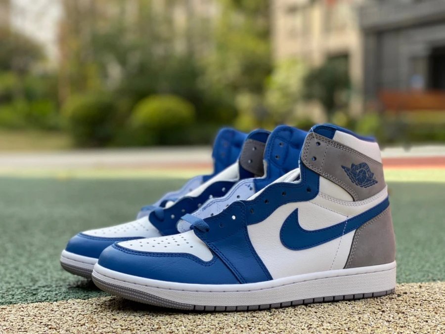 Jordan 1 Retro