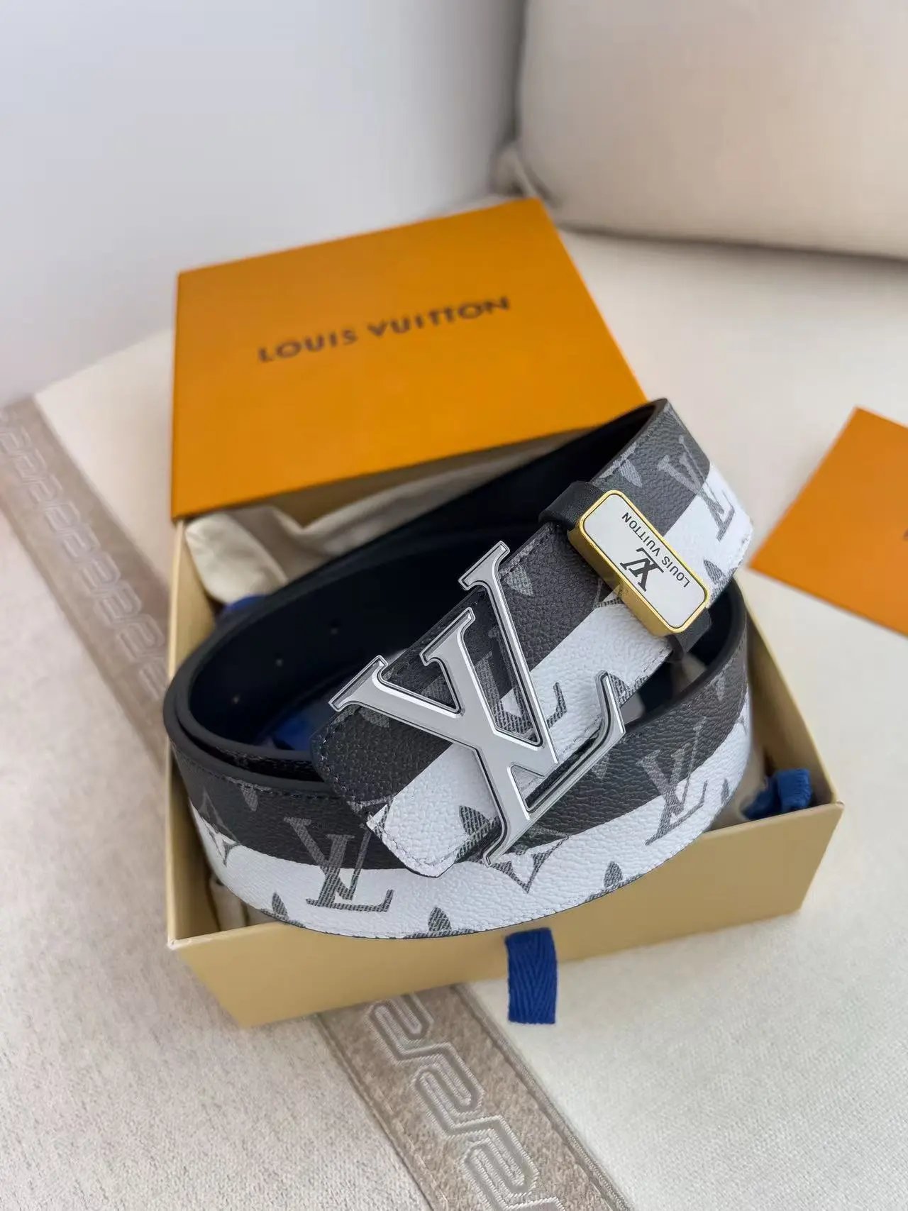  Louis Vuitton Gucci....Belt