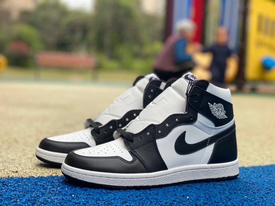 Jordan 1 Retro