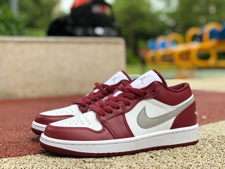 Jordan 1 Low