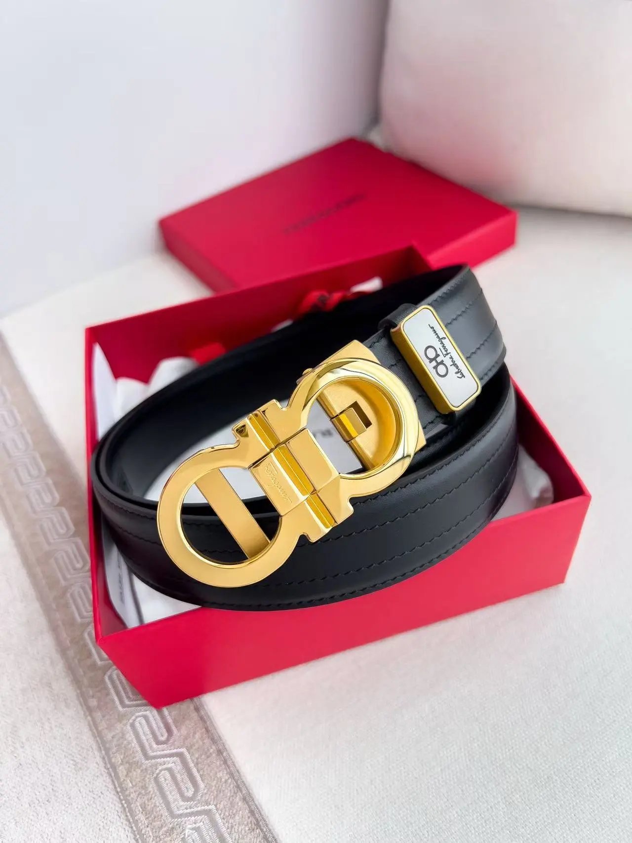  Louis Vuitton Gucci...Belt