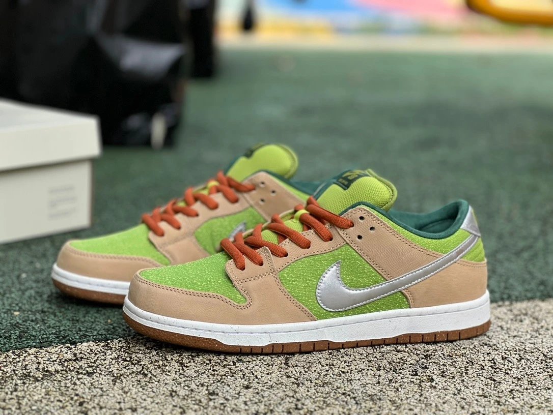 Nike Dunk Low Retro