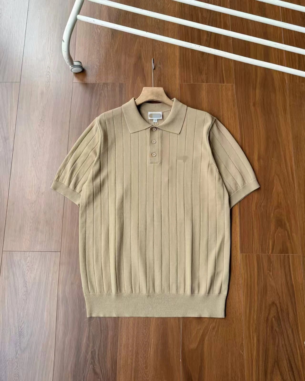 Khaki khaki