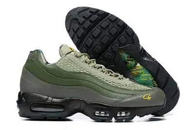 Nike Sneakers Wavy-panel lace-up with visible air cushioning product detail image 4