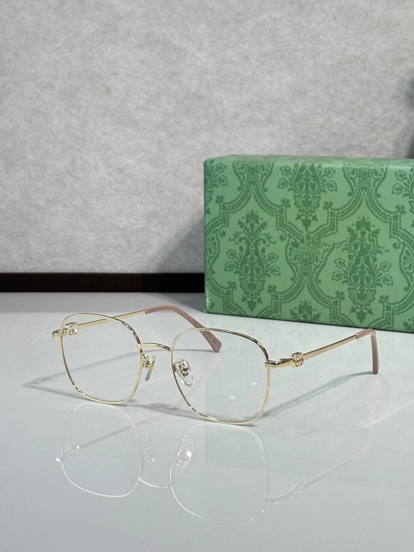 Eyeglasses Frame