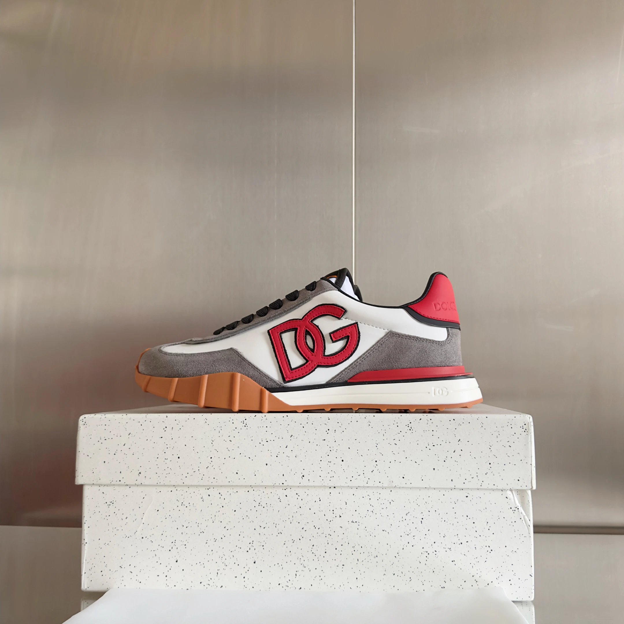 Dolce & Gabbana Sneakers Chunky mesh with logo-embossed sole — D&G sneakers 09