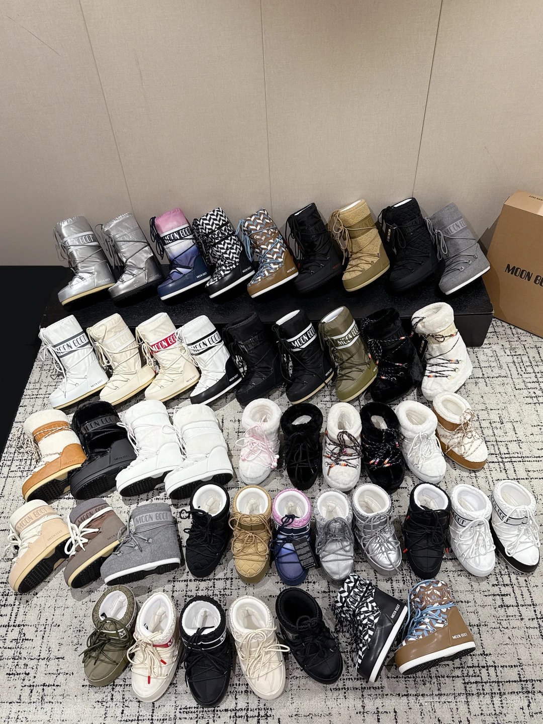 DG版本Link1  Moon Boot  25 最新 秋冬 丑萌雪地 圣诞款 短靴