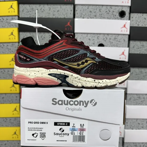 Saucony Pro Grid Omni 9 Black / Burgundy Sneakers Running Shoes - 1