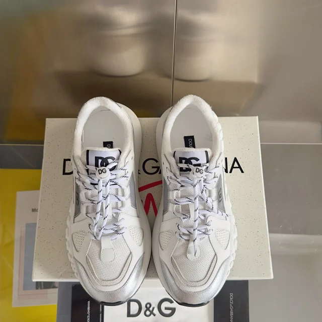 Dolce & Gabbana Sneakers Chunky mesh with logo-embossed sole product detail image 16