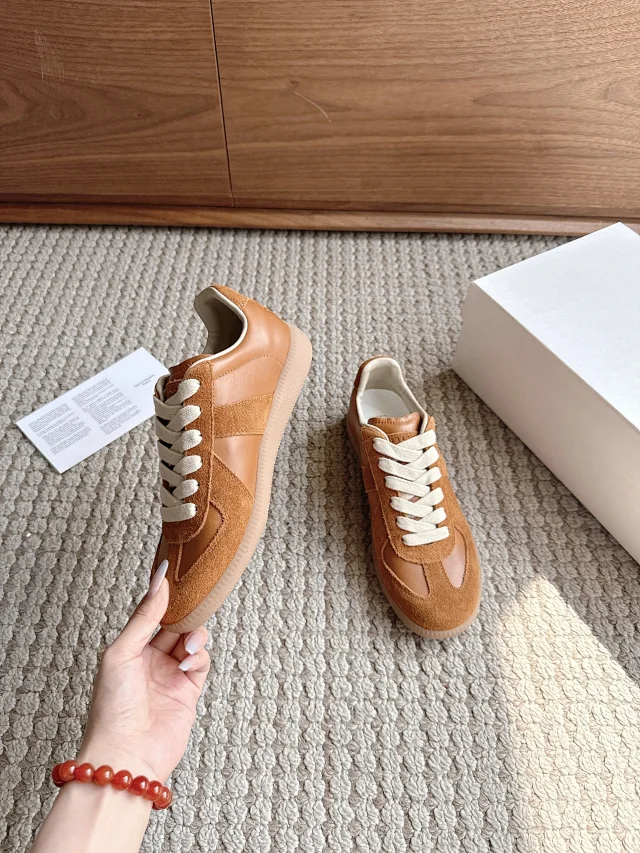 MM6 Maison Margiela Sneakers German Training product detail image 93