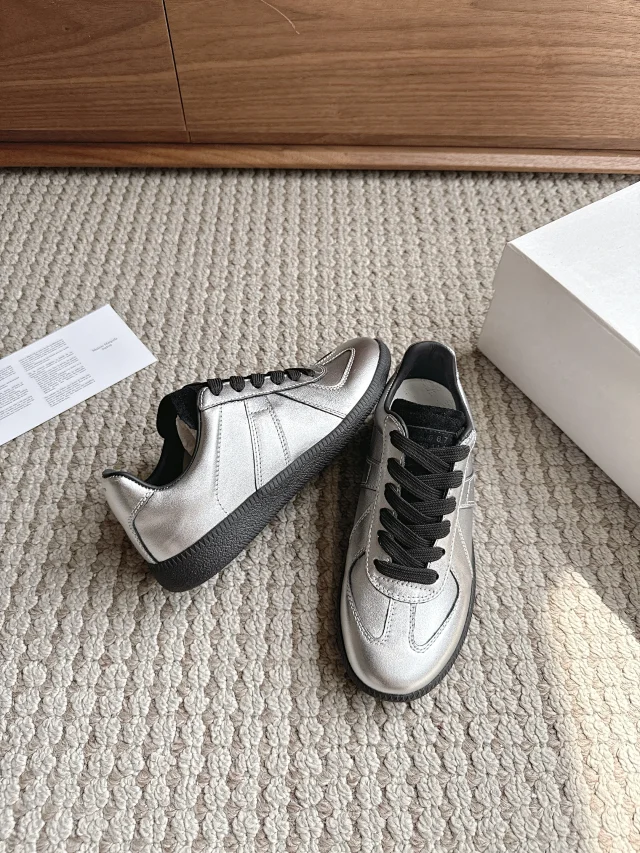 MM6 Maison Margiela Sneakers German Training product detail image 84