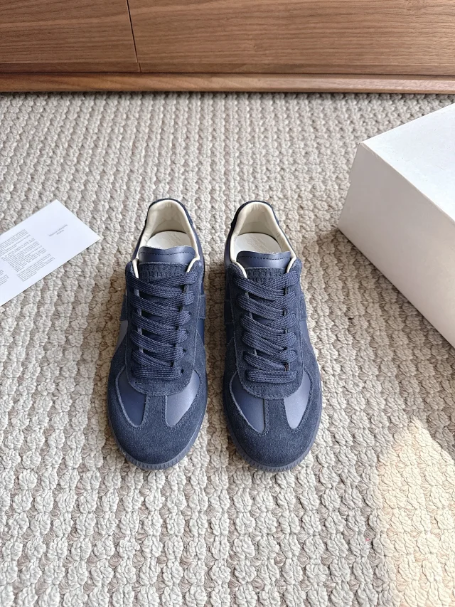 MM6 Maison Margiela Sneakers German Training product detail image 98