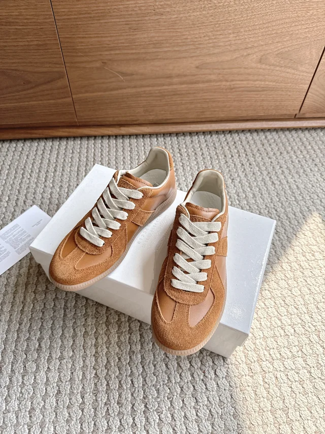 MM6 Maison Margiela Sneakers German Training product detail image 94