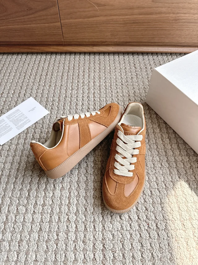 MM6 Maison Margiela Sneakers German Training product detail image 92