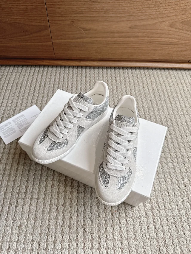 MM6 Maison Margiela Sneakers German Training product detail image 58
