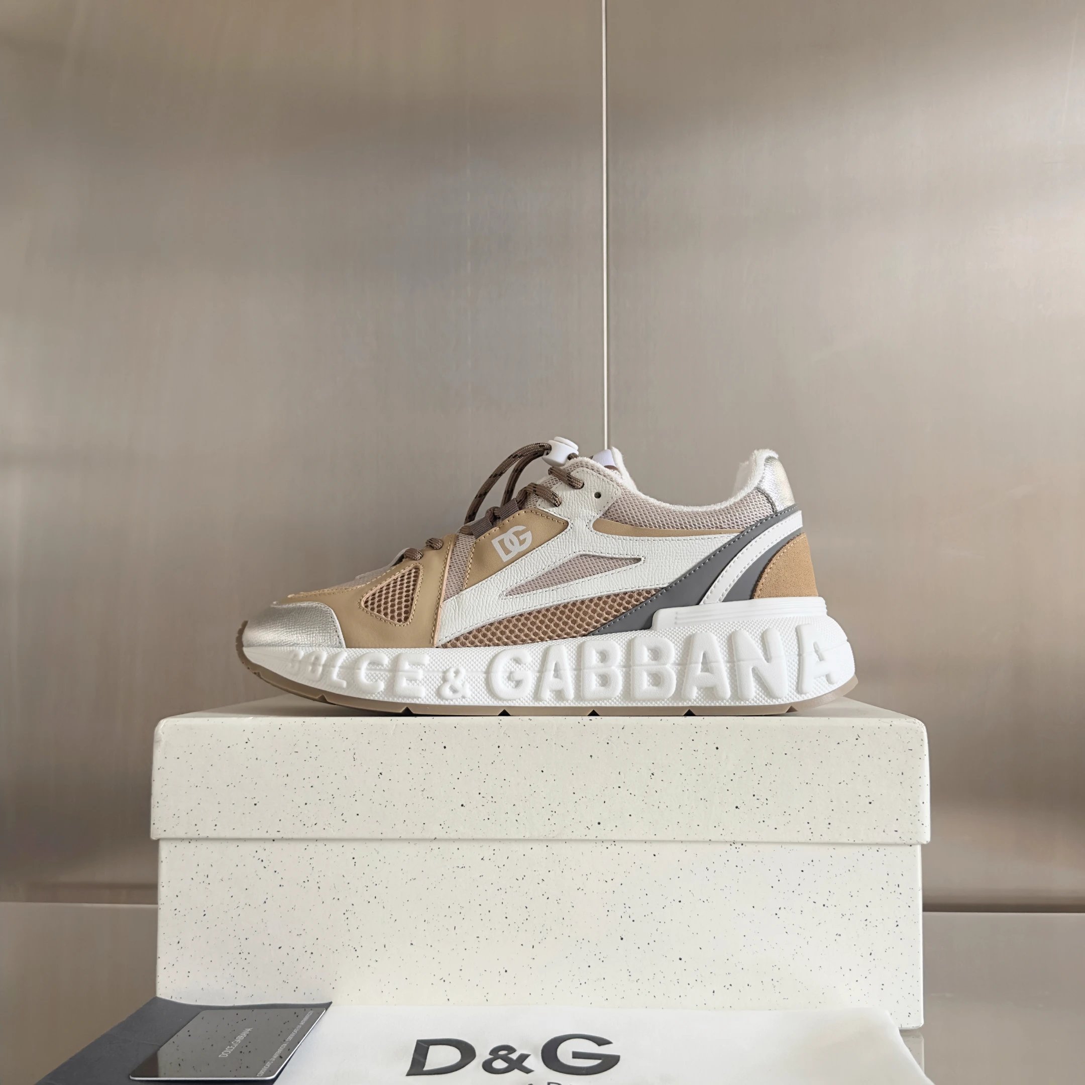 Dolce & Gabbana Sneakers Chunky mesh with logo-embossed sole — D&G sneakers 03