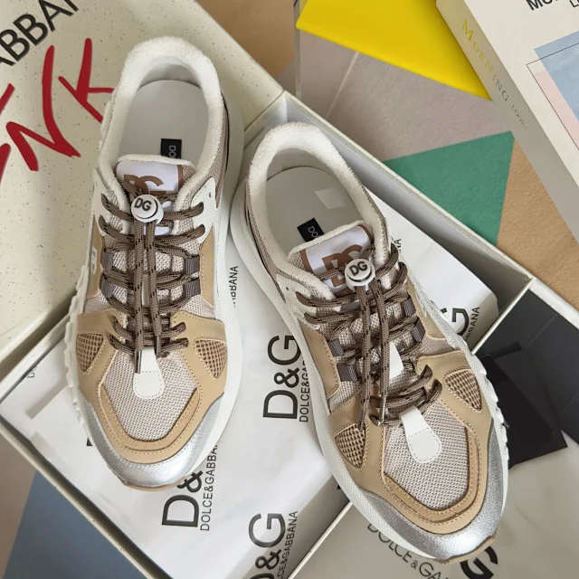 Dolce & Gabbana Sneakers Chunky mesh with logo-embossed sole product detail image 19