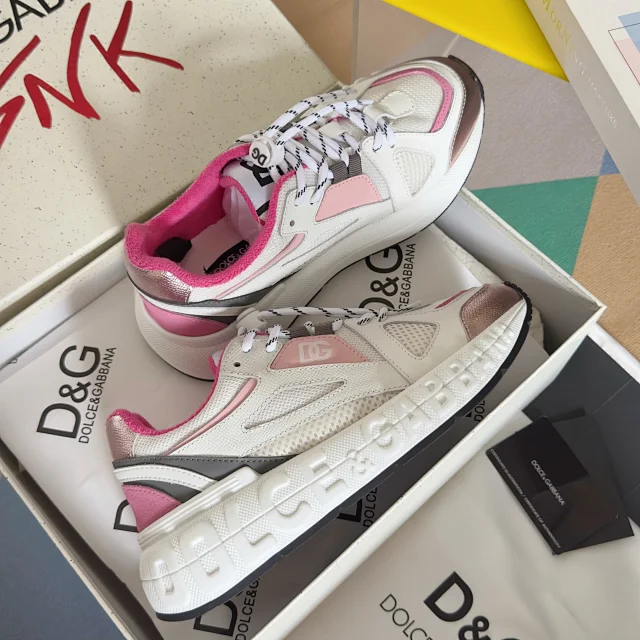 Dolce & Gabbana Sneakers Chunky mesh with logo-embossed sole product detail image 49