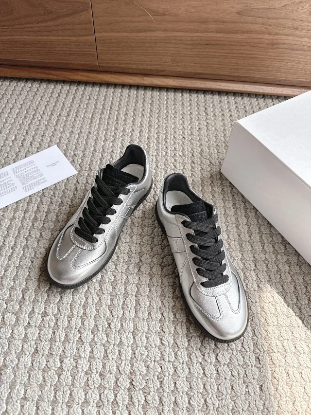 MM6 Maison Margiela Sneakers German Training product detail image 81