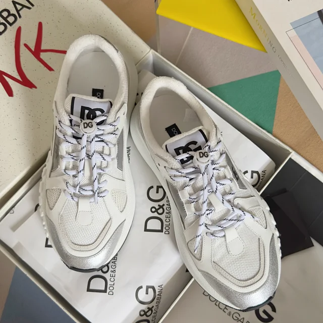 Dolce & Gabbana Sneakers Chunky mesh with logo-embossed sole product detail image 10
