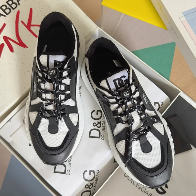 Dolce & Gabbana Sneakers Chunky mesh with logo-embossed sole product detail image 37