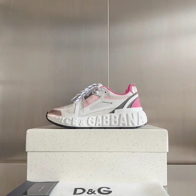 Dolce & Gabbana Sneakers Chunky mesh with logo-embossed sole product detail image 50