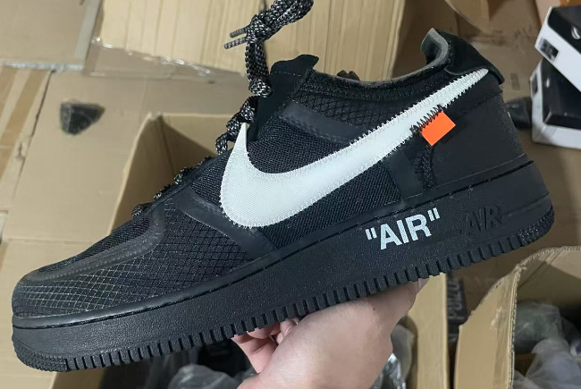 TOP B Bare Shoes OW Air Force Joint Black AO4606 001