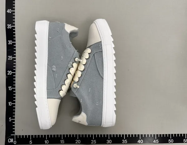 Maison Margiela Tabi Split-Toe Denim Sneakers Gray/White - 1