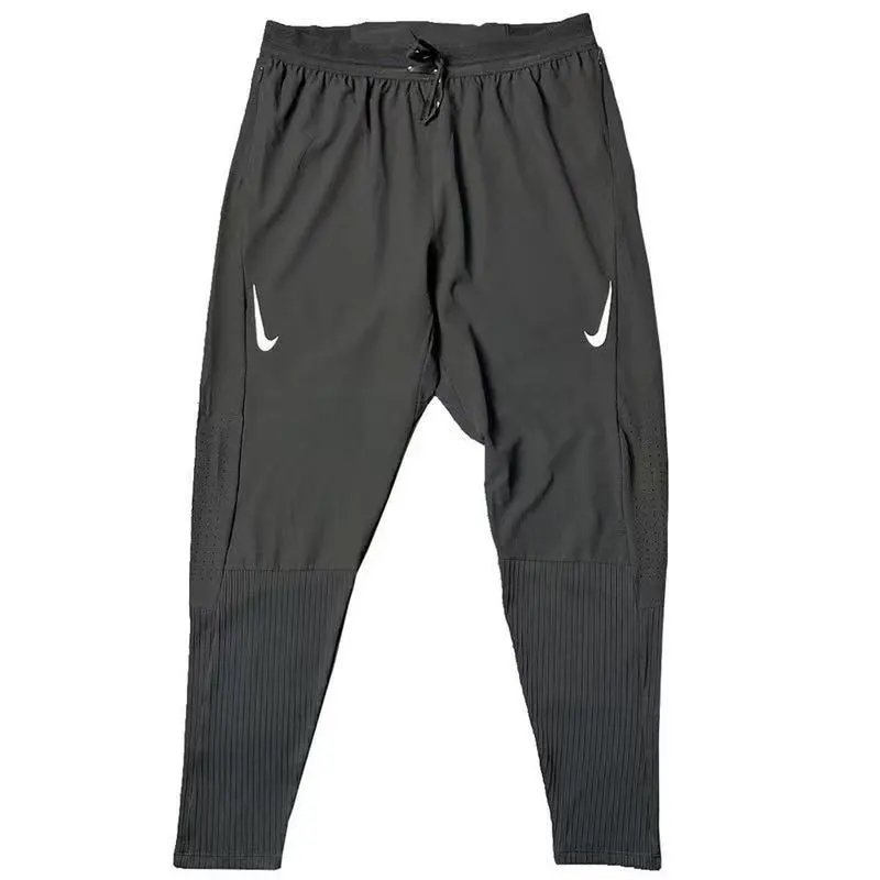 Double grooved black pants