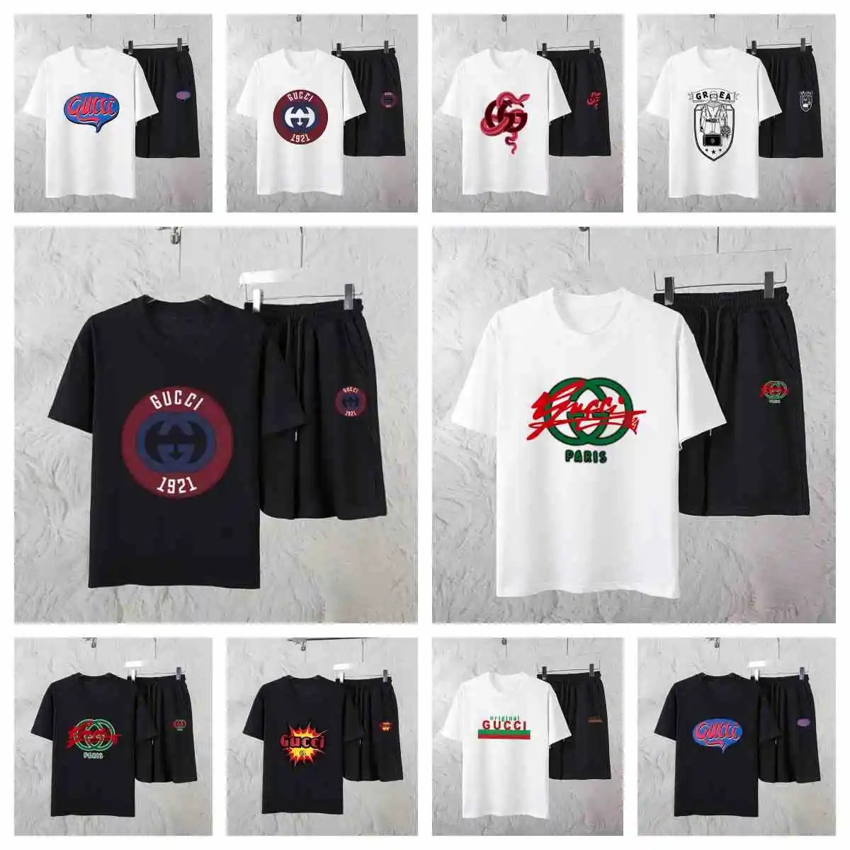 Gucci Graphic Print T-Shirt/Sh