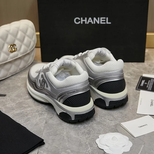 Chanel Sneakers Chunky lace-up with interlocking CC logo product detail image 41
