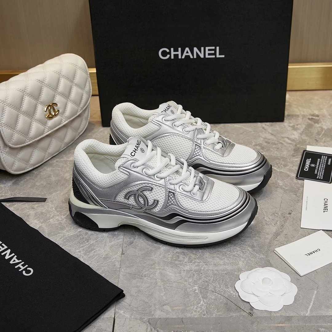 Chanel CC Runner Pink and Burgundy Leather Sneakers - 34