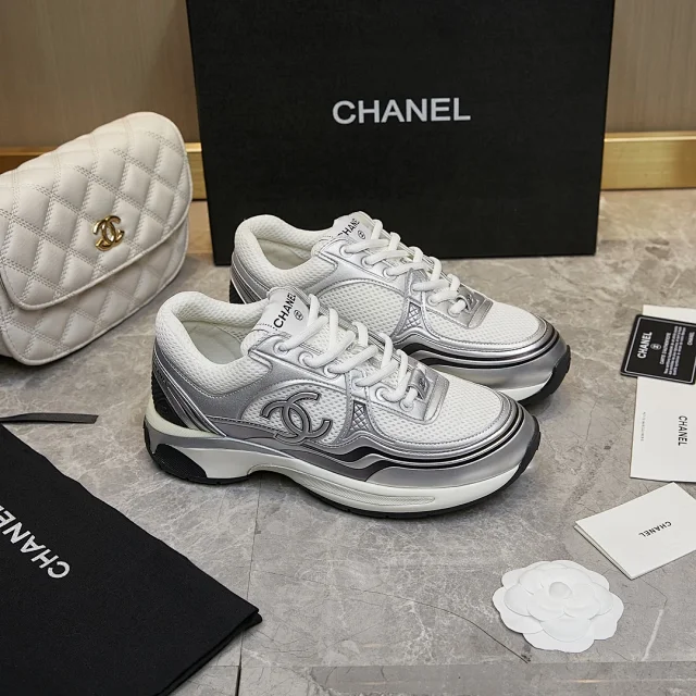 Chanel Sneakers Chunky lace-up with interlocking CC logo product detail image 34