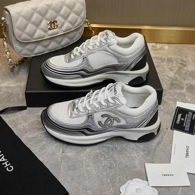 Chanel Sneakers Chunky lace-up with interlocking CC logo product detail image 36