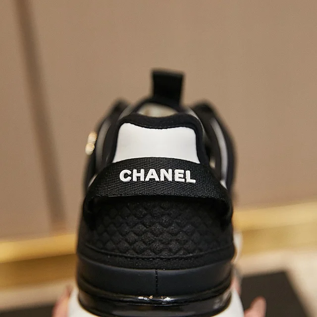 Chanel Sneakers Chunky lace-up with interlocking CC logo product detail image 32