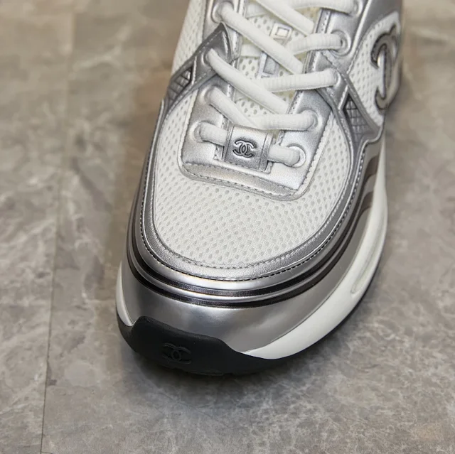 Chanel Sneakers Chunky lace-up with interlocking CC logo product detail image 39