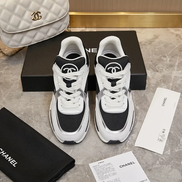 Chanel Sneakers Chunky lace-up with interlocking CC logo product detail image 14