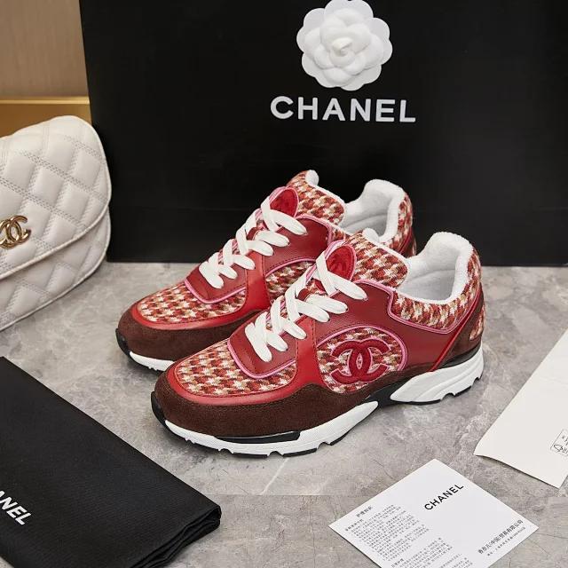 Chanel Sneakers Chunky lace-up with interlocking CC logo product detail image 19