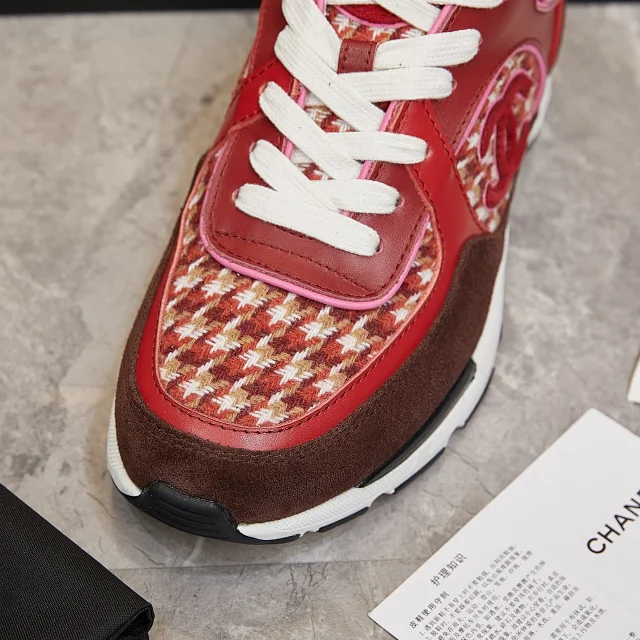 Chanel Sneakers Chunky lace-up with interlocking CC logo product detail image 23