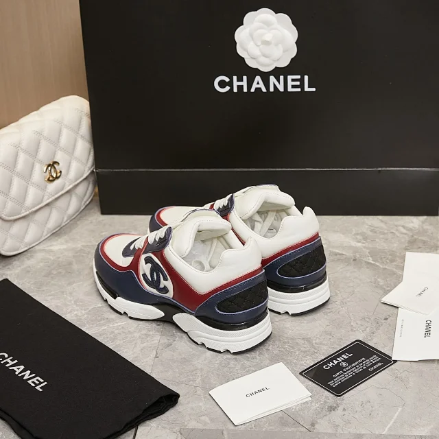 Chanel Sneakers Chunky lace-up with interlocking CC logo product detail image 49