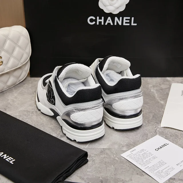 Chanel Sneakers Chunky lace-up with interlocking CC logo product detail image 17